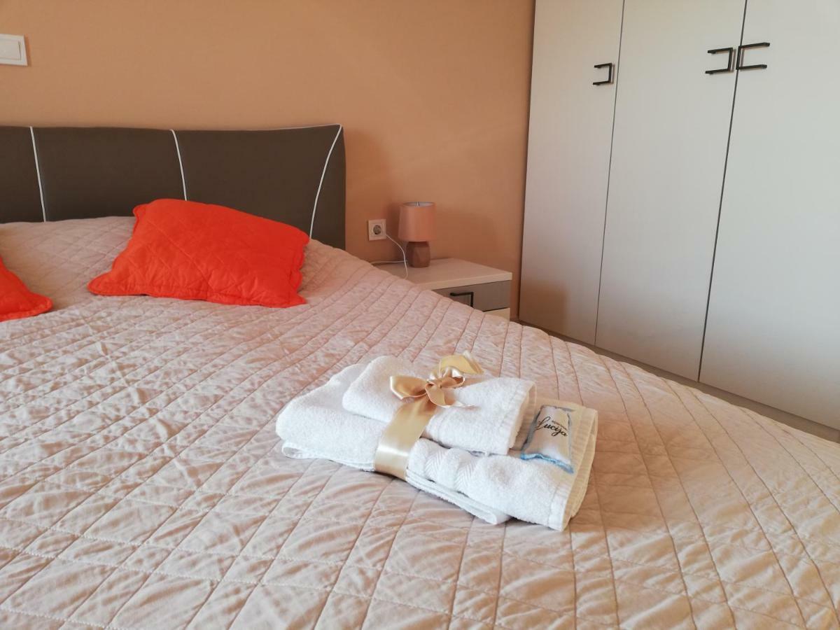 Lucija Apartment *
